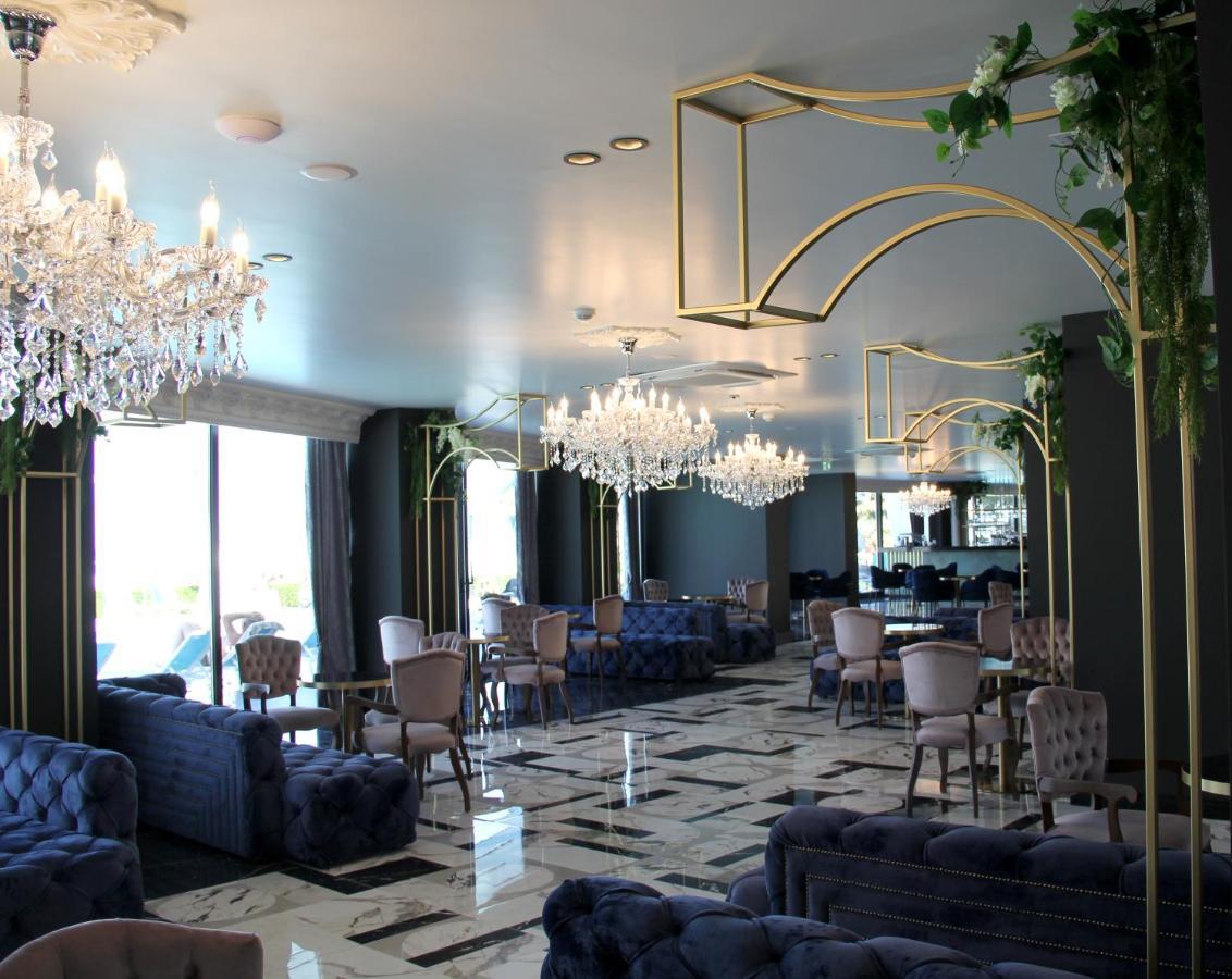 格勒姆 Luxury Premium Finese酒店 外观 照片